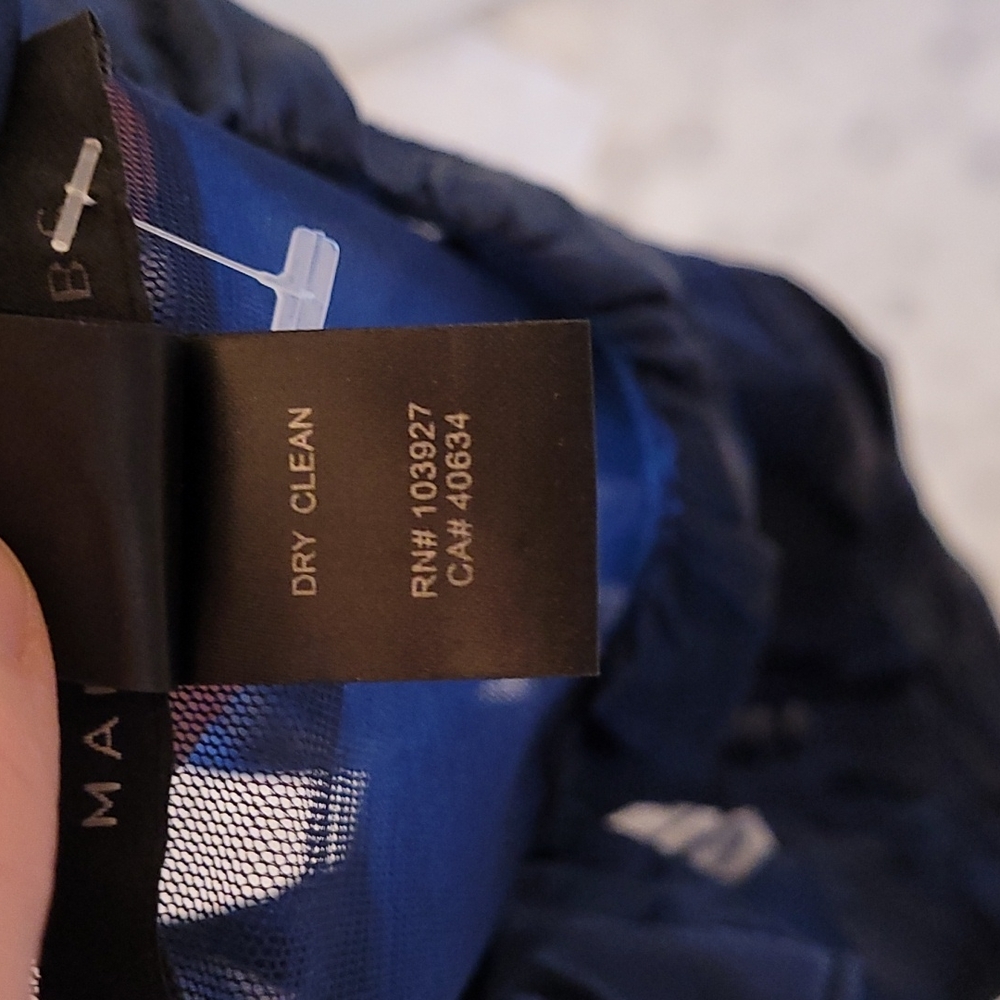 MARC JACOBS navy silk blouse - Picture 7 of 7